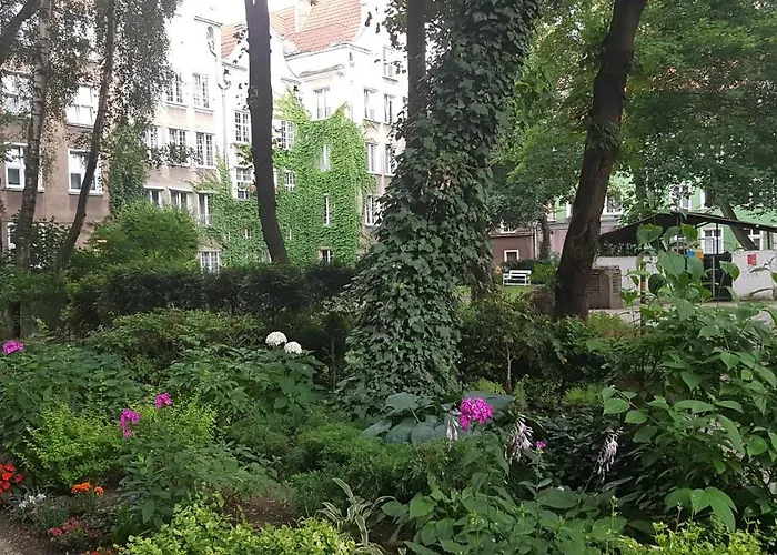 H&t Old Town Szeroka 36 Gdańsk